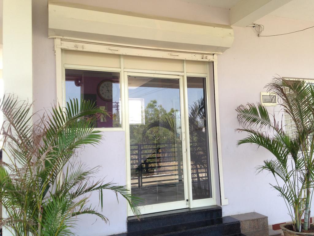 Oyo 4355 Goodland Inn Chennai Eksteriør bilde