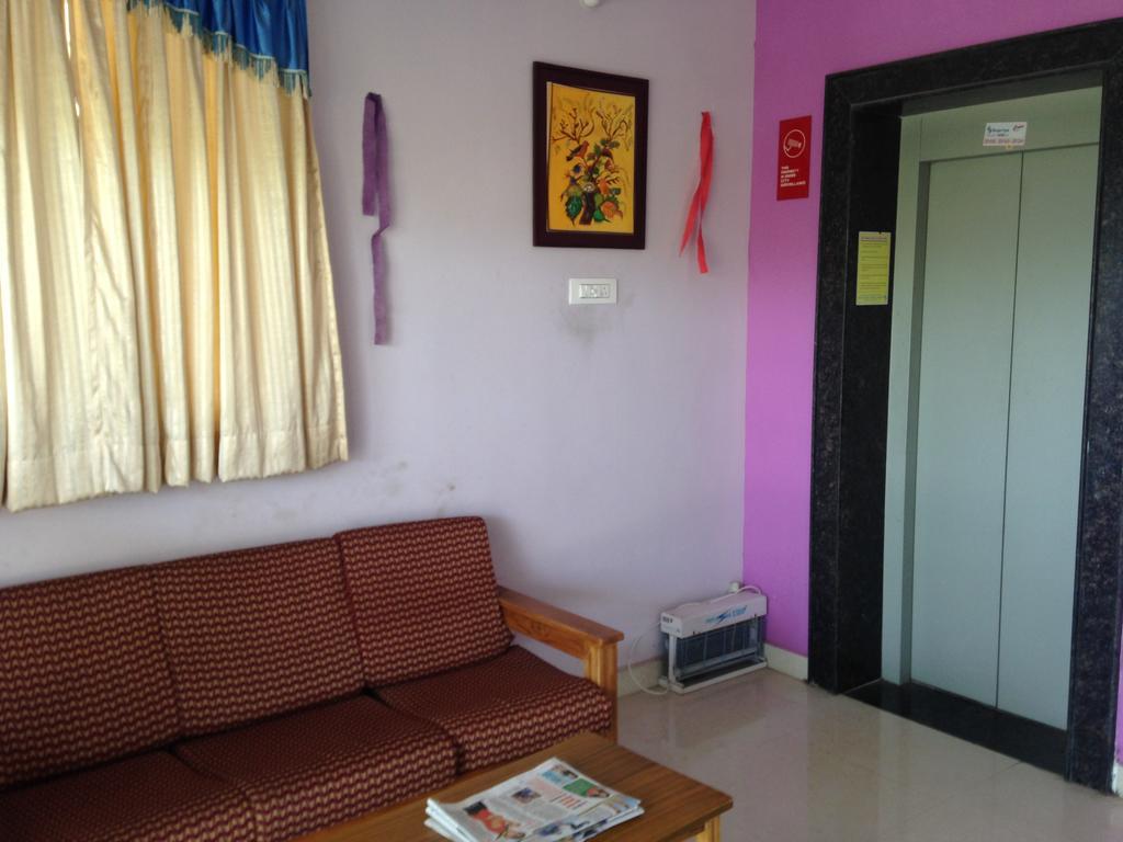 Oyo 4355 Goodland Inn Chennai Eksteriør bilde